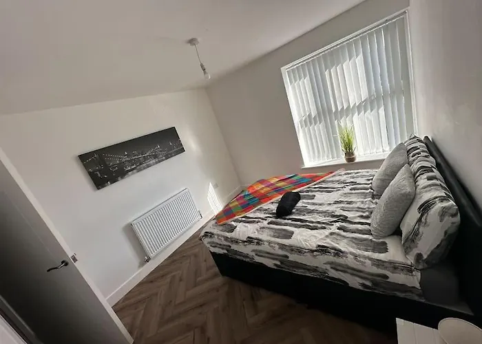 Brand New Luxuries Apartment Near The City Center